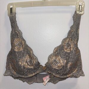Y2K 2003 Victoria's Secret Gray and Gold Lace Bra